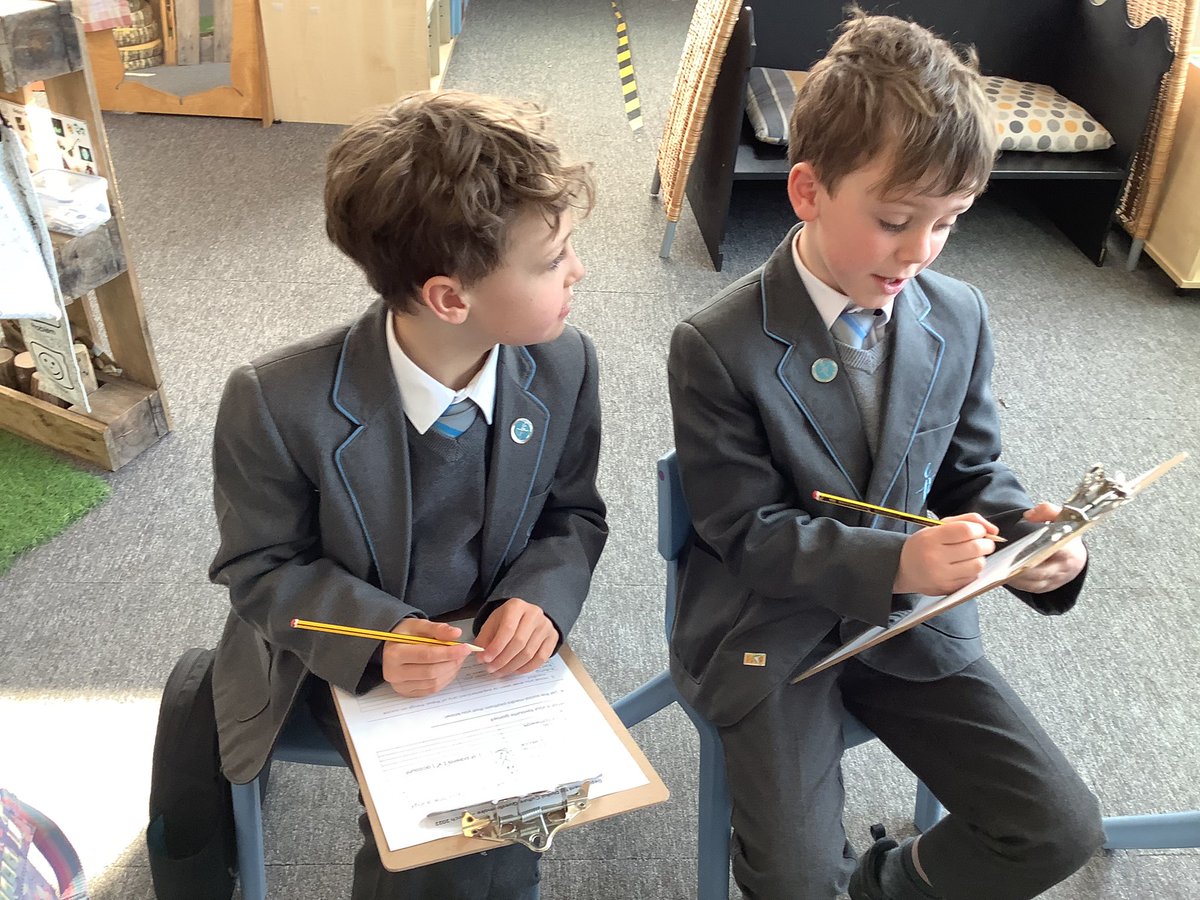 CHPScommons's tweet photo. Today the Department for Digital Culture practiced our online questionnaire on each other. Next week we’ll be heading out onto the playground to find out about pupils online habits and any concerns they have whilst online. #CHPScomputing #technology #CHPSRightsrespecting https://t.co/fHzFcjKgCF