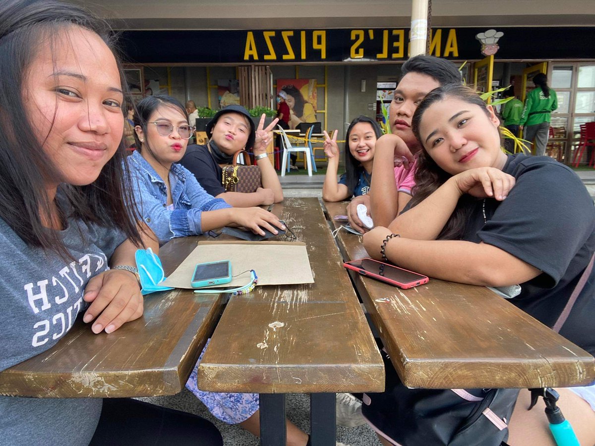 jujonft's tweet photo. Catch up with my friends after 9 years! 😁 https://t.co/CKUs47q6TB