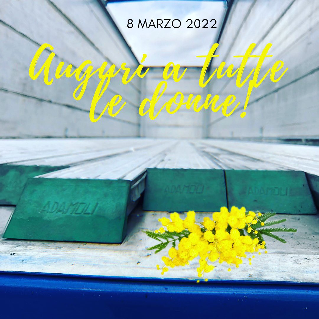 youadamoli's tweet photo. #8Marzo2022 #InternationalWomensDay #madeinitaly #adamoli #UkraineRussianWar https://t.co/ul2BRNpNfu