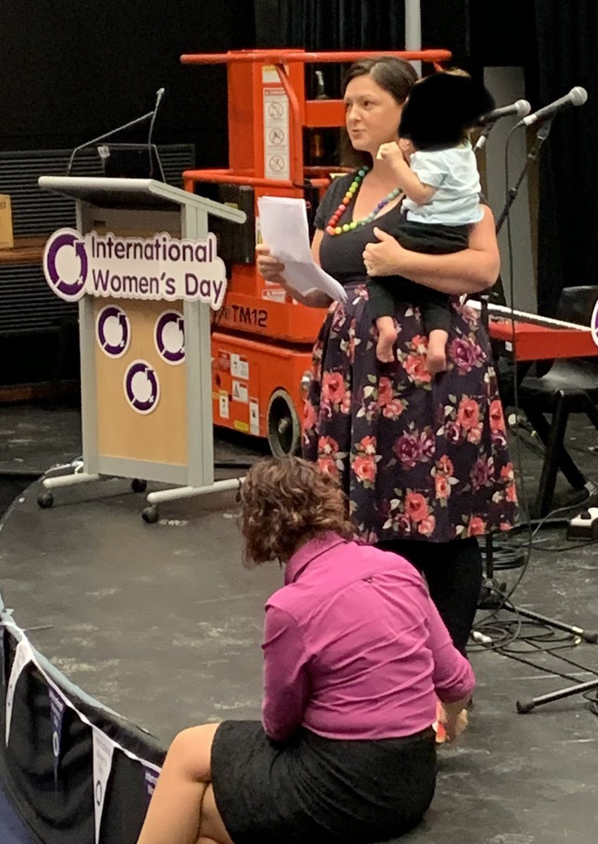 Wonderful to hear the inspiring and heartfelt words of my colleague <a href="/missamyrobbo/">Amy Robertson</a> today for #IWD2022  #BreakTheBias in practise as she spoke whilst holding her young child. 💜 Many thanks to <a href="/brookyglen/">Cathie Glendenning</a> for putting today’s events together #InternationalWomensDay #teachers 💪🏼💜