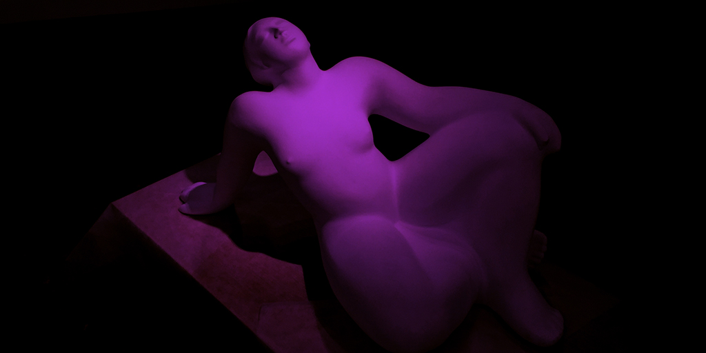 Avui #8M, #DiaInternacionaldelaDona, reiterem des del #MuseudeTortosa el nostre compromís d’avançar cap a uns museus més inclusius, on tota la diversitat de gènere s’hi trobi representada.
Foto: Escultura de <a href="/cinta_sabate/">Cinta Sabaté Querol</a> exposada a L’ermita sota l’aigua. <a href="/Tortosa/">Ajuntament de Tortosa</a> <a href="/tortosacultura/">Tortosa Cultura</a>