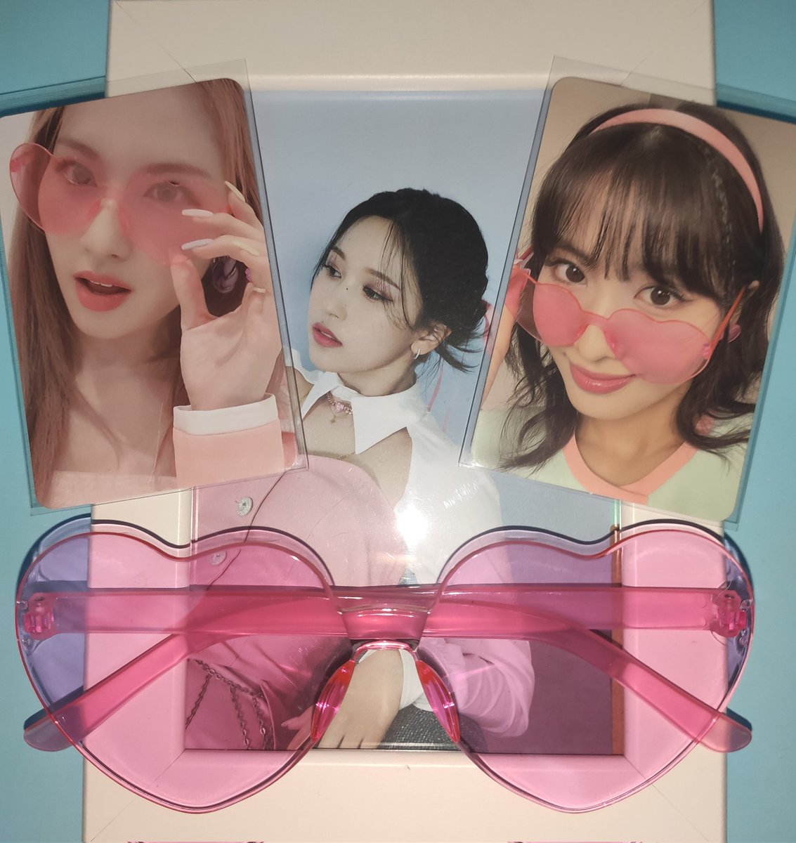 soft4sana's tweet photo. 💜 ~~~ #TSCmail ~~~ 💚

The glasses came home safe! Thank you so much, @luv4misana for this po! Hoping for more transactions po :)

💕 For photo lang po ung SaMo specs 😂

#ninimproofs https://t.co/xIJqmGVb7A