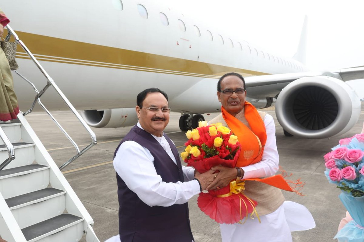 JPNadda's tweet photo. आज "अंतर्राष्ट्रीय महिला दिवस" पर माता अहिल्याबाई जी की नगरी इंदौर, मध्य प्रदेश पहुंचने का सौभाग्य प्राप्त हुआ, प्रदेश के मुख्यमंत्री श्री @ChouhanShivraj जी और पार्टी कार्यकर्ताओं द्वारा स्वागत और वंदन देखकर मन अभिभूत है। https://t.co/9FY1gH1Fl4