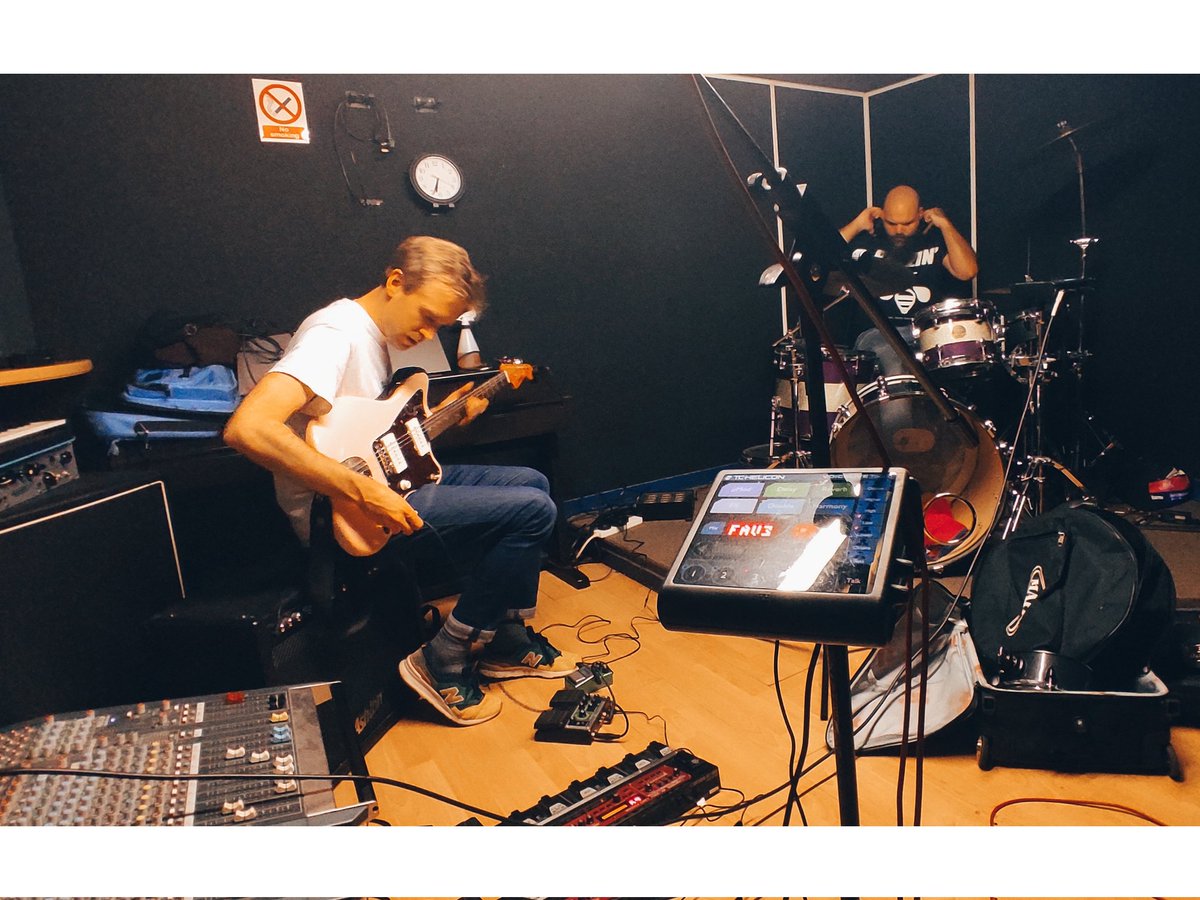 Hey 👋 apologies for the lack of updates lately, we've had our heads consumed with perfecting our singles and creating some awesome new jams 🙌 Sounding sweeeeeeet ☺️

Back in the studio tomorrow to continue the hard work! Proper excited 🖤