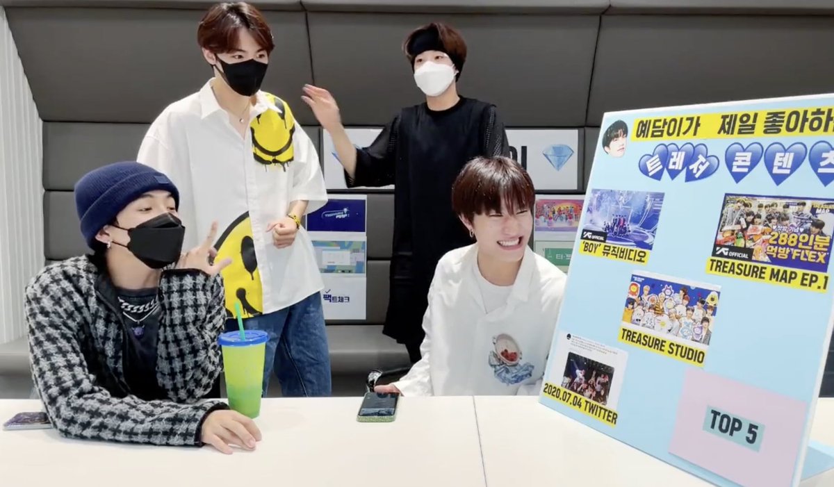 dailydodam's tweet photo. just dodam and sukhoon together all throughout the years 🥺🤍 @treasuremembers https://t.co/0DfTjpeq6P
