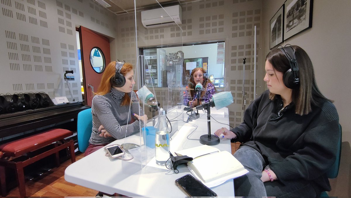 Radiomolins's tweet photo. Avui fem una tertúlia especial amb motiu del #8M . Hem convidat a 6 dones periodistes i comunicadores: @elenaselles76 , Marina Arbós, Elisenda Colell, Fermina Recio, Marta Treig i Aina Sanllehí https://t.co/5mRrCjoDFR