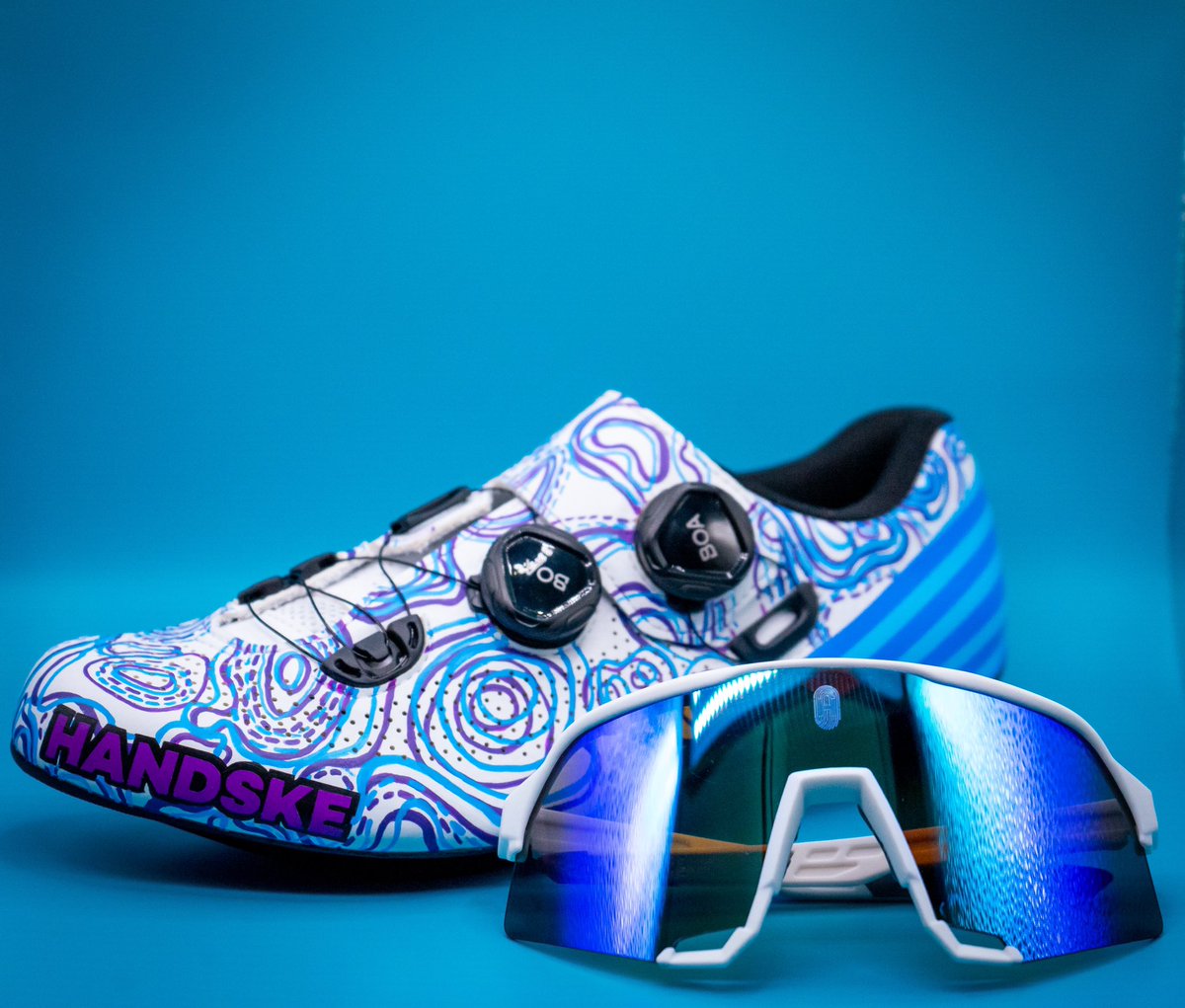 wearhandske's tweet photo. FREE Sunglasses! To kick off spring riding, we are giving away a pair of customized sunglasses with every custom shoe purchase. Sale ends Sunday 3/13.
#wearhandske #customkicks #marchpromo #springsale https://t.co/nFWbrolTBB