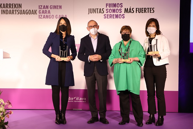 Euskadiko Parke Teknologikoa (@parkeeuskadi) on Twitter photo 🟣👩💼 El pasado sábado en el acto institucional de la Diputación Foral de Álava con motivo del 8M, se ha homenajeado a una matemática y dos ingenieras vinculadas al ámbito empresarial, entre ellas a Cristina Ortega de <a href="/avs_engineering/">AVS Added Value Solutions</a> (del Parque Tecnológico de Álava). 🟣👩💼 El pasado sábado en el acto institucional de la Diputación Foral de Álava con motivo del 8M, se ha homenajeado a una matemática y dos ingenieras vinculadas al ámbito empresarial, entre ellas a Cristina Ortega de <a href="/avs_engineering/">AVS Added Value Solutions</a> (del Parque Tecnológico de Álava).