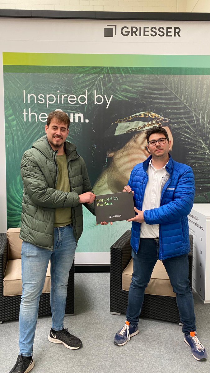 GriesserIB's tweet photo. ✔️Seguimos haciendo entrega de las placas a nuestros #OficialPartner. Esta vez nos ha tocado entregársela a Albert Abelende de #AbeTancaments oficializando el compromiso entre ambas empresas. Seguimos sumando esfuerzos para el control solar en los proyectos.

#griesser https://t.co/1XciItlPZ6
