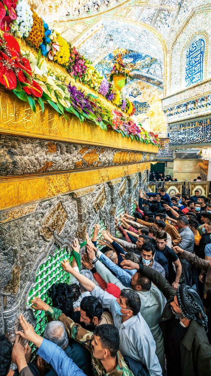 HussainkeAzadar's tweet photo. -Moula Abbasع was so Handsome that Heع was Known as Qamar Al Bani Hashim "THE MOON OF THE FAMILY OF HASHIM"♥️
💐Heartiest congratulations to Imam Aliؑ, Imam of the Time (ajtf) and all the believers of Ahlebaitؑ on the auspicious birthday anniversary of Maula Ghazi Abbas Alamdar🌹 https://t.co/BMgfdGbNbq