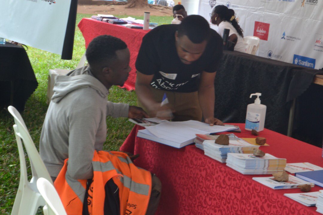 amunrated's tweet image. The partners @IraUganda, @ugbankers, @The_UIA, @InsurBrokersUg, @HedgeMarketing share free medical services and information to the public at Railway Grounds. #InsuranceWeek22 #DrivingInsuranceGrowth 
@babirukamu @IRA_CEO