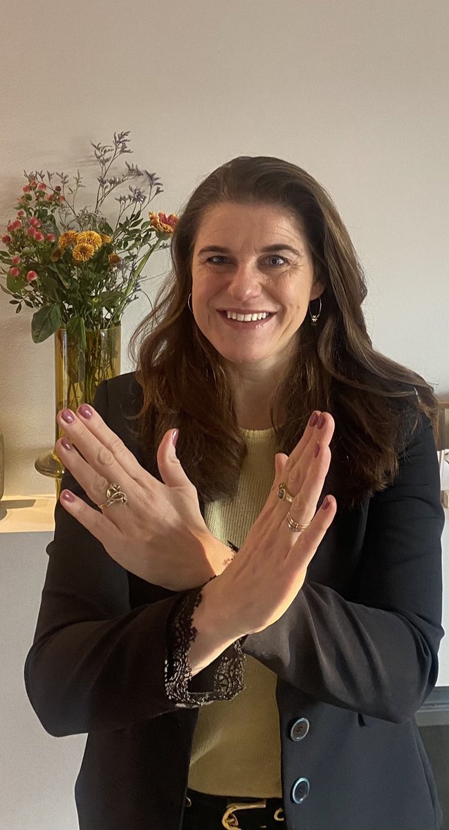 bardevos's tweet photo. At @ILIAS_Solutions we break the bias and support International Women's Day 2022! 
#iliassolutions #iwd2022 #breakthebias https://t.co/7PjlVD4TEf