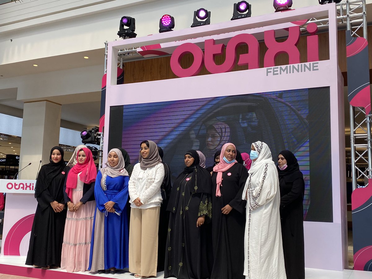 AlbulushiMaha's tweet photo. Proud of you ladies @OTaxi_Oman #جاهزين_للوردي https://t.co/CBhLl7st7W