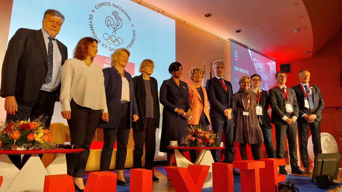 FranceOlympique's tweet photo. Ouverture par @BrigitHenriques de la 1e édition du colloque "En route pour la mixité en 2024" organisé par le #CNOSF en cette Journée internationale des droits des Femmes avec Marie-George Buffet @RoxaMaracineanu @1ElisaMoreno @najatvb @stephane_pallez @TonyEstanguet... https://t.co/MNWOqZeXpu