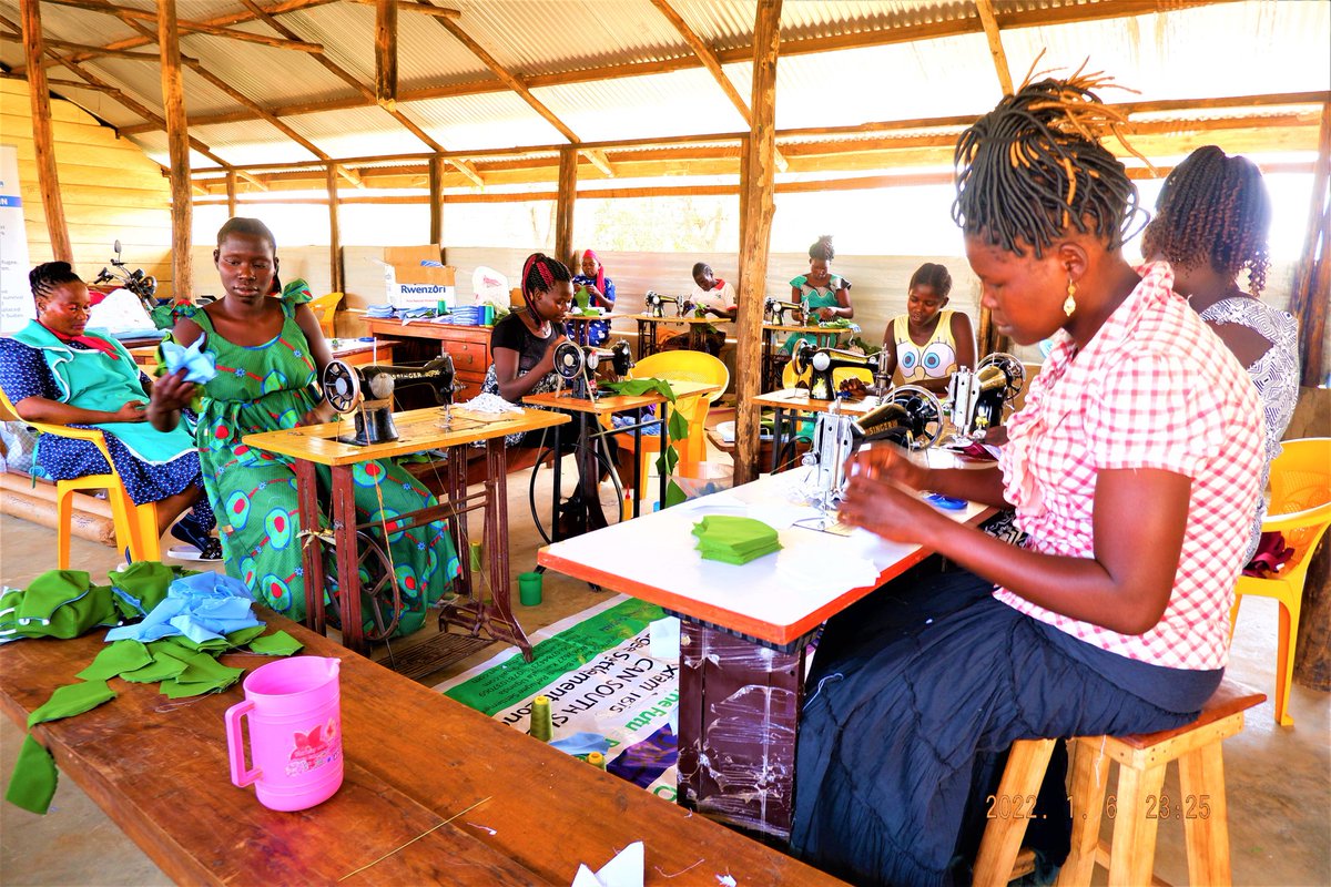 ICANSouthSudan3's tweet photo. On this day of #IWD2022, we would like to congratulate these strong &amp; resilient single mothers from both refugee and host community in Bidibidi Refugee Settlement who are behind our production of Quality Face Mask, Reusable Sanitary pads and Hand Sanitizer @IMatterCampaign https://t.co/ViFnViBleX