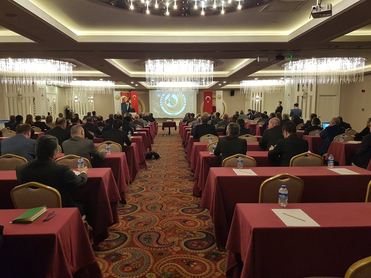 Oipdb's tweet photo. Orman Amenajman Planlarının 
Uygulanması ve Ulusal Orman Envanteri 
Çalışmaları Eğitimi Daire Başkanımız @MuratMcevirme ve Antalya Orman Bölge Müdürümüz @vedatdikici07 nin açılış konuşmaları ile başladı. https://t.co/805F2TYyKD