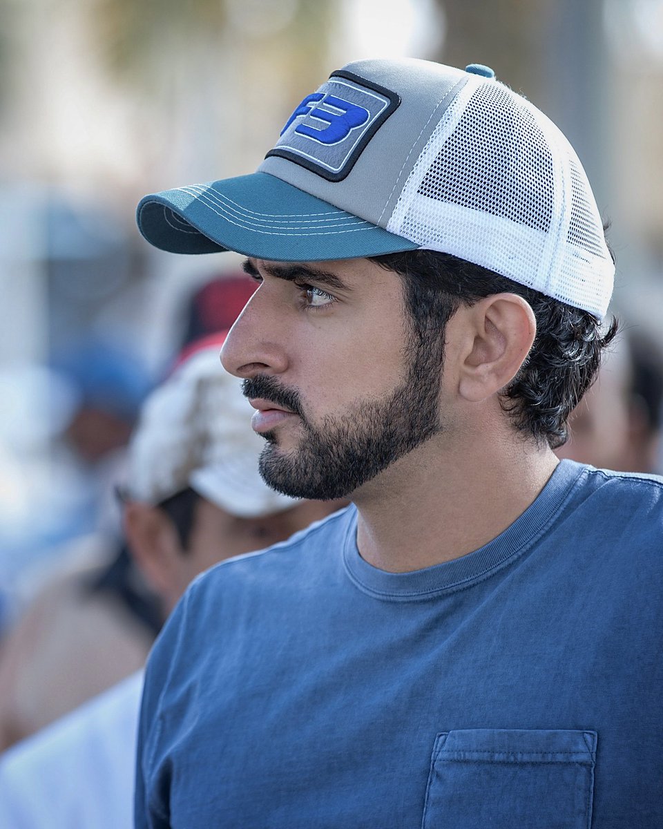groupfazza's tweet photo. فكرك صعب .. فعلك عجب
نظرتك تحل المصعبات ..
اللهم احفظ لنا حمدان 🤲🏻
#فزاع #fazza https://t.co/qmmwkQcPry