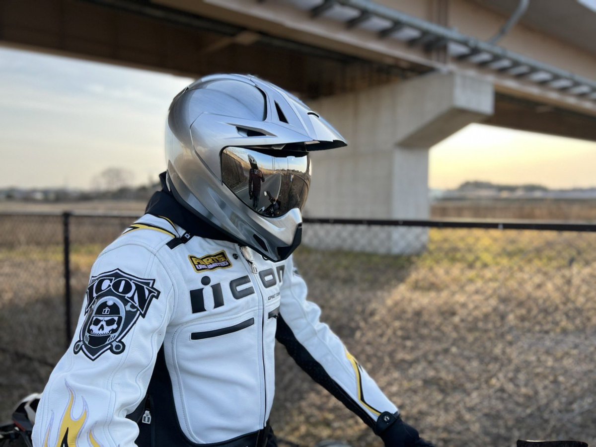 AFGMOTO's tweet photo. バイクが気持ちいい季節
#iconmotosports #afgmotosports #ICONライフスタイル #variantpro #iconヘルメット #バイク https://t.co/uJ03SsmcAM