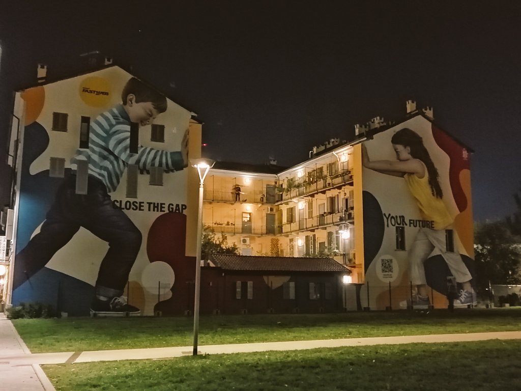 ComDivina's tweet image. #Milano
#8Marzo2022
#GiornataInternazionaleDellaDonna
Tre immagini che fotografano il tempo in cui viviamo: quanto abbiamo fatto, quanto vogliamo fare e quanto ancora c'è da fare