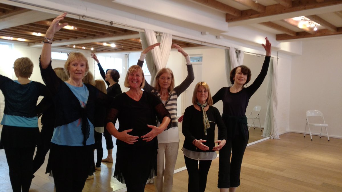 ballet4lifeuk's tweet image. Happy #InternationalWomensDay- thanks to all who teach, attend, + #dance w/us! @AwadanceC @onedanceuk @PeopleDancingUK @JournalsDance @StanceOnDance @HounslowConnect @TheChiswickCal @highrdstudio