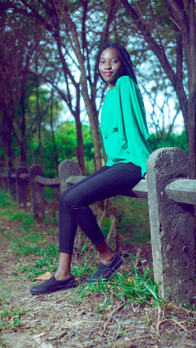 FredyPhoto's tweet photo. ✅ SHOOTING ANNIVERSAIRE🎊 

Joyeux anniversaire 🥳🎈🎉🎊🎁 à la belle @Cindy Arombo

Faites vous plaisir,🤩 vous le méritez bien!😌 

Offrez vous une belle séance photo souvenir de votre anniversaire🎁 réservation :
+24165747897 Whatsapp #anniversaire #seancephoto #gabonphoto https://t.co/CIB4ltltCg