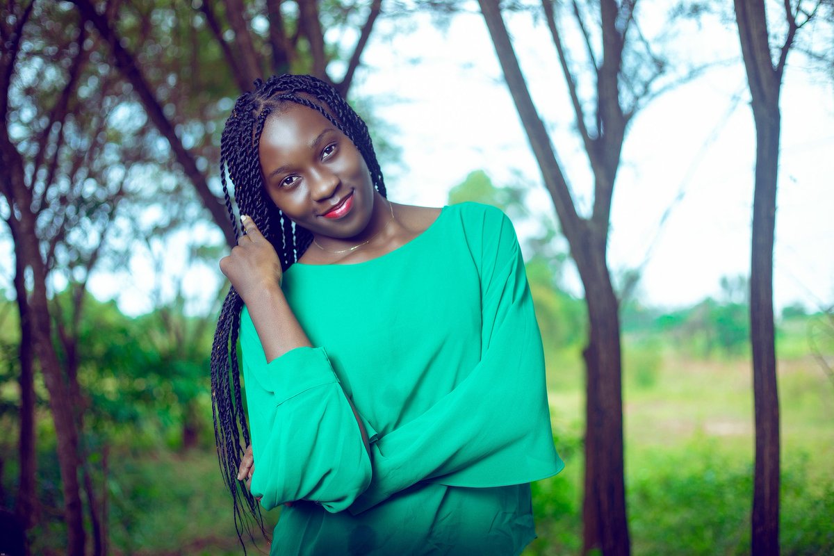 FredyPhoto's tweet photo. ✅ SHOOTING ANNIVERSAIRE🎊 

Joyeux anniversaire 🥳🎈🎉🎊🎁 à la belle @Cindy Arombo

Faites vous plaisir,🤩 vous le méritez bien!😌 

Offrez vous une belle séance photo souvenir de votre anniversaire🎁 réservation :
+24165747897 Whatsapp #anniversaire #seancephoto #gabonphoto https://t.co/CIB4ltltCg