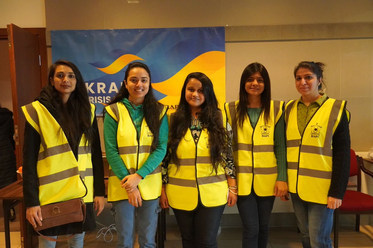 NeasdenTemple's tweet photo. As we celebrate #IWD2022, we thank all the women who volunteered at the relief camp in Rzeszów, Poland, serving tirelessly to provide support, comfort and care to evacuees from Ukraine. They are always an inspiration to everyone at @BAPS. https://t.co/2XPc6LfMiI