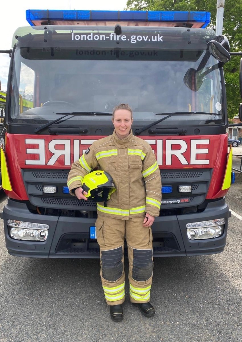 LondonFire's tweet image. We're celebrating #IWD2020! We present our amazing firefighters &amp;amp; get their take on this year's theme #BreaktheBias. Here's firefighter Jade: "I get called 'fireman', its not a huge issue. But 'firefighter' is an important term - it helps women know they can do it too!" 1 /2