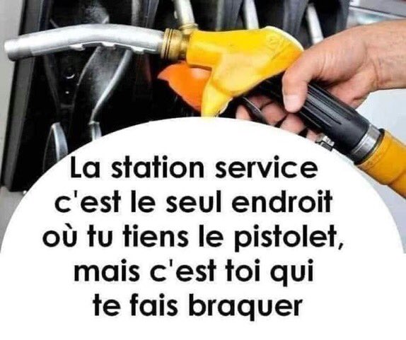 seksekv2's tweet photo. C’est réel #carburants #MacronDehors https://t.co/Crl0IJwglA