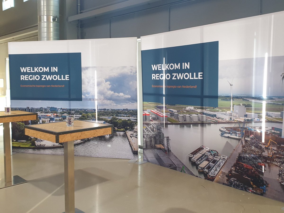 Op deze zonnige dag gaat vandaag in #Zwolle de Logistiekdag van start! Live <a href="/LumenZwolle/">Lumen Hotel & Events</a>. <a href="/MProducties/">ManagementProducties</a> <a href="/PortofZwolle/">Port of Zwolle</a> @Oostnlnl #polo <a href="/Gemeente_Zwolle/">Gemeente Zwolle</a> #logistiekdag