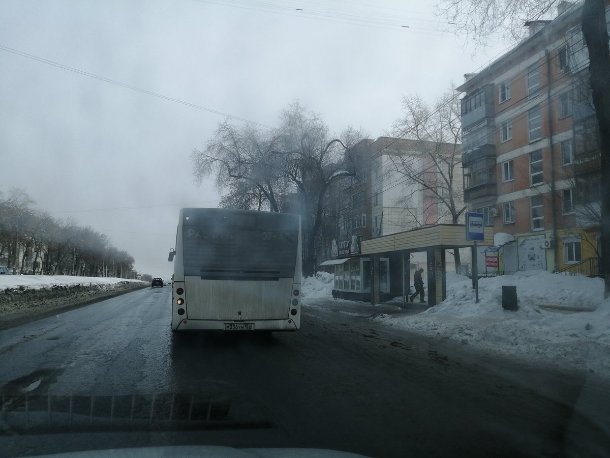 ZavAleksandr's tweet photo. @RuSamarabus @DTransporta посадка высадка пассажиров со 2 ряда! https://t.co/BcgQG0HHOd