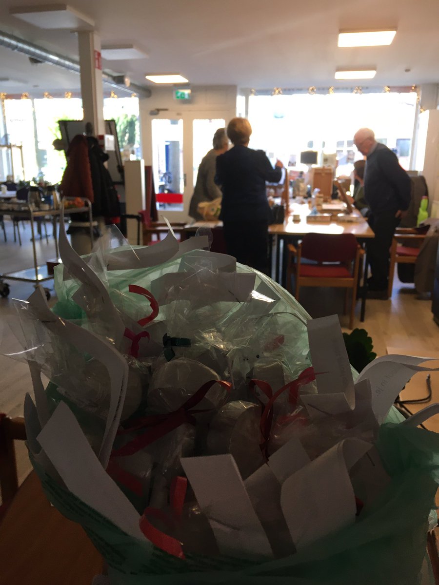 VersaJaco's tweet photo. #internationalevrouwendag Elke vrouw die vandaag in de Lelie komt krijgt een klein presentje met boodschap. Fijne vrouwendag! 💐 @VersaWelzijn https://t.co/YY3h881DEN