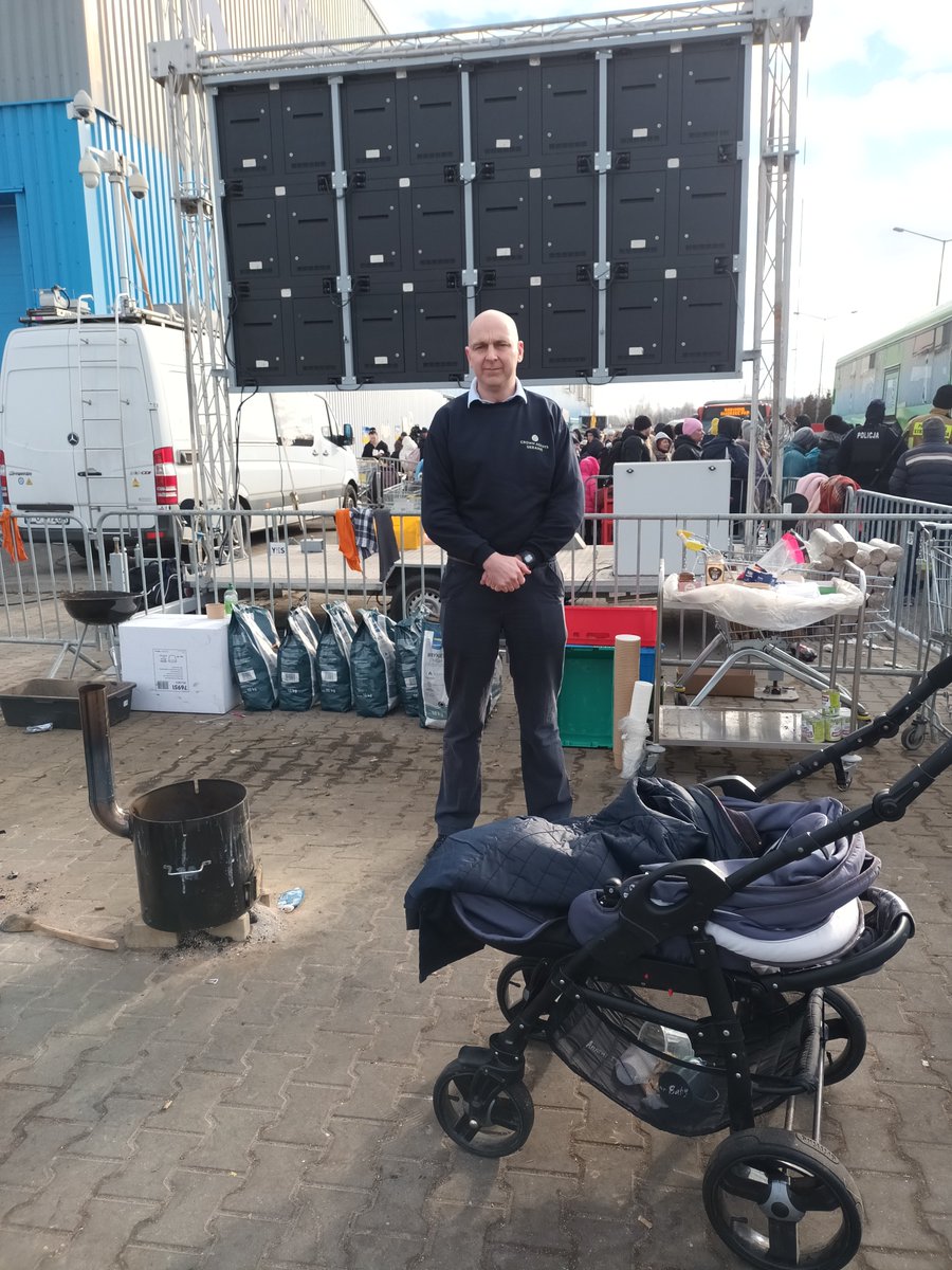 FergusDrake1's tweet photo. I was up early this morning to visit the refugee processing centre at the Ukraine border. https://t.co/Ib5gmoeo6k