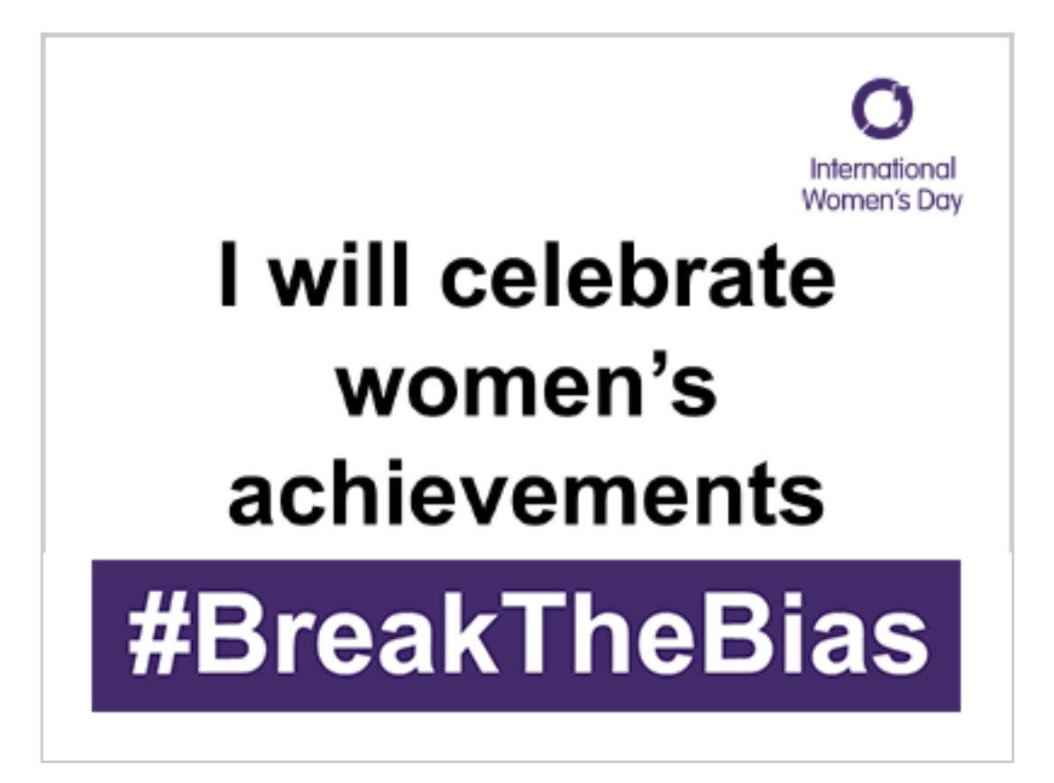 louisechicks1's tweet photo. Great to celebrate @NetworkShuri Fellows @rodaluztrinidad @Hazel_Rue #elisepabriaga #geethaboyapati #junesmith @NHSBartsHealth part of 1st cohort contributing to digital health 👏👏👏👏 #womenintech #rewired @BHWeConnect https://t.co/BpmKgL3H0n