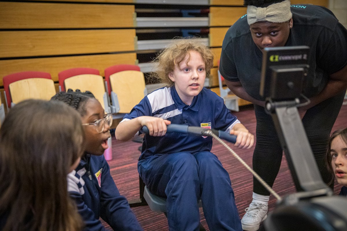 HABermondsey's tweet photo. “The National Junior Indoor #Rowing Championship made me challenge myself to go above and beyond," Deborah, Year 9. Thanks to @LYRowing for their support! #ProudToBeHAB #CompassionAmbitionRespect  Full story https://t.co/q2DcbJqmfg https://t.co/c6pjZ8Jys2