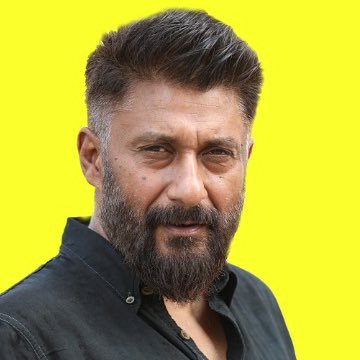 Anuj_Singh34's tweet photo. विवेक अग्निहोत्री जी आप चिंता ना करे,आपकी फिल्म कश्मीर फाईल को किसी कपिल शर्मा की जरूरत नहीं वो चापलूस क्या जाने देशप्रेम क्या होता है, हम करेंगे प्रमोशन..‼️

#TheKashmirFiles

@vivekagnihotri

https://t.co/JM8ebiO4ZU https://t.co/QKZRa8TT5m