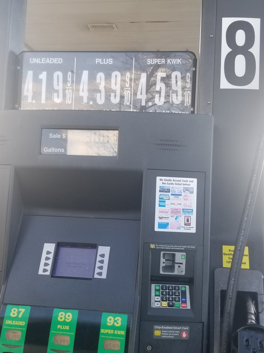 heavensluv1's tweet photo. @POTUS @RobAstorino @GovKathyHochul
Last week $4.59 was the highest vs this week $4.79 is the highest.😡🤬
Our salaries did not increase! https://t.co/Qk3pq1kZwe