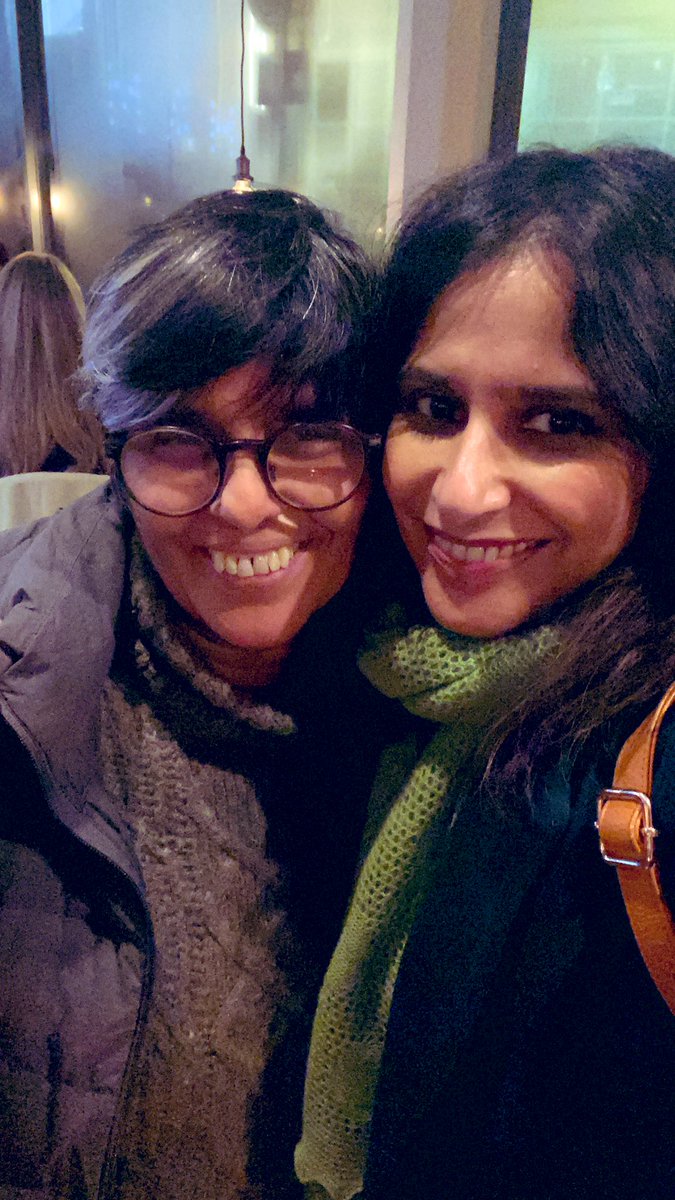 Happy #InternationalWomensDay! Joyous evening spent with inspiring @kullyLeeds2023  Isn’t she fantastic? <a href="/LEEDS_2023/">LEEDS 2023</a> is the family we all want to be a part of because of the confidence and ambition and their incredibly gifted leader 💛