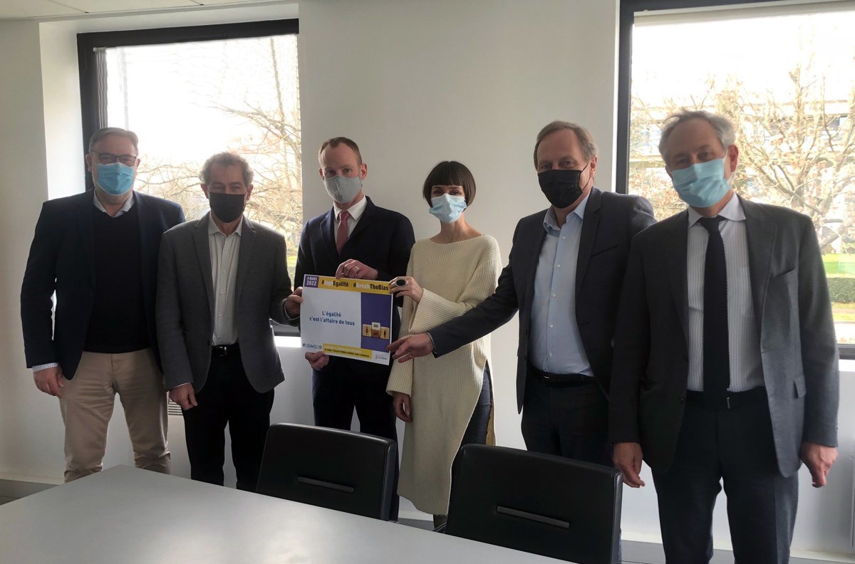 Parce que l'égalité est l'affaire de tous, le COMEX de Ginger s'engage aux côtés des salarié(e) en cette journée du 8 mars ! #IngéEgalité #BreakTheBias <a href="/Syntec_Inge/">Syntec-Ingénierie</a> #ingénierie