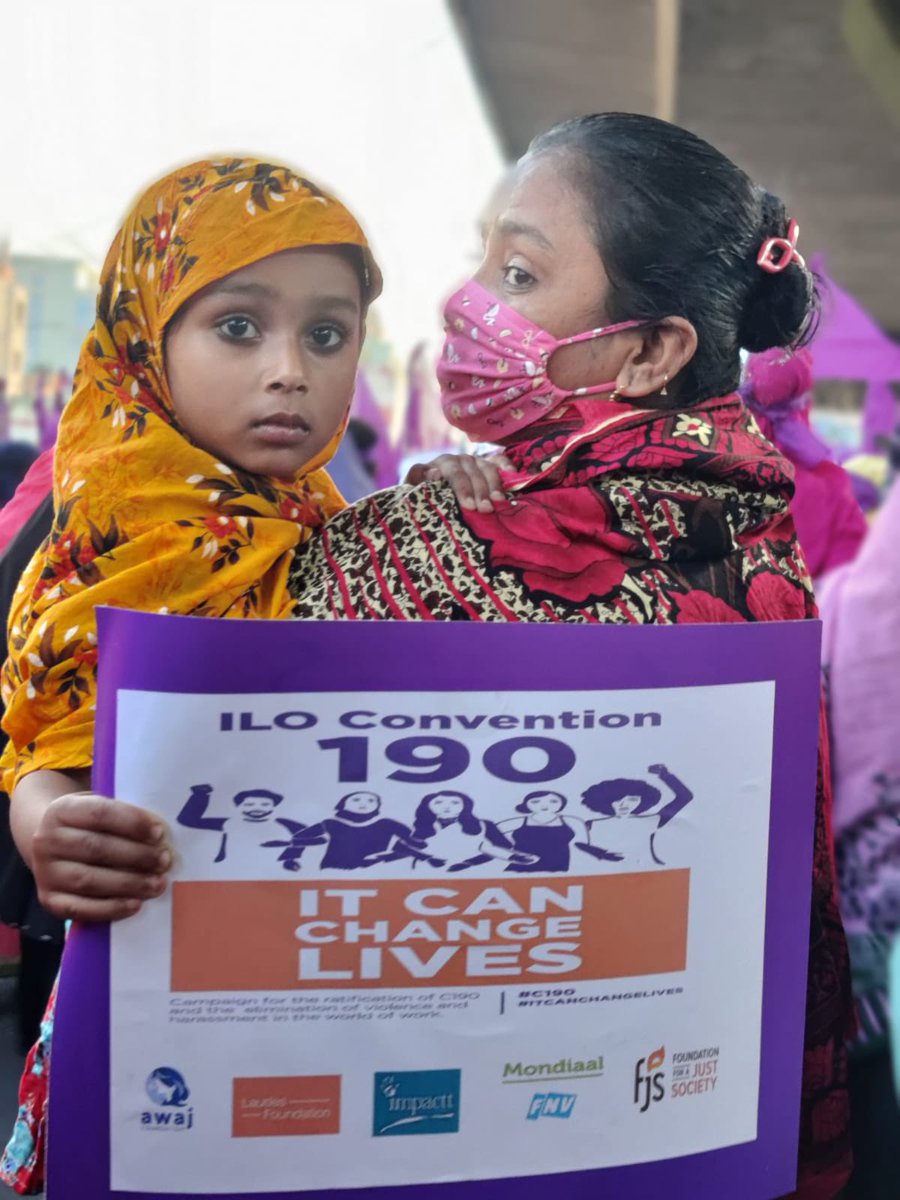 Awaj_fdn's tweet photo. In this #IWD2022 we stood together to ensure a fair, biasfree and safe working environment for women workers. Together we all can break the bias. 
#genderequalitytodayforasustainabletomorrow @FJS @FNVMondiaal @Laudes_Fdn https://t.co/65uIxbZYhr
