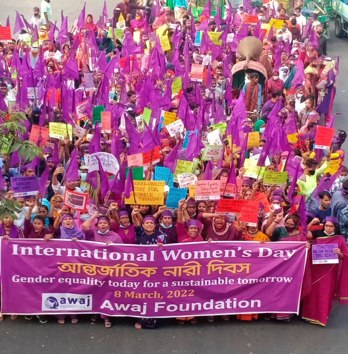 Awaj_fdn's tweet photo. In this #IWD2022 we stood together to ensure a fair, biasfree and safe working environment for women workers. Together we all can break the bias. 
#genderequalitytodayforasustainabletomorrow @FJS @FNVMondiaal @Laudes_Fdn https://t.co/65uIxbZYhr