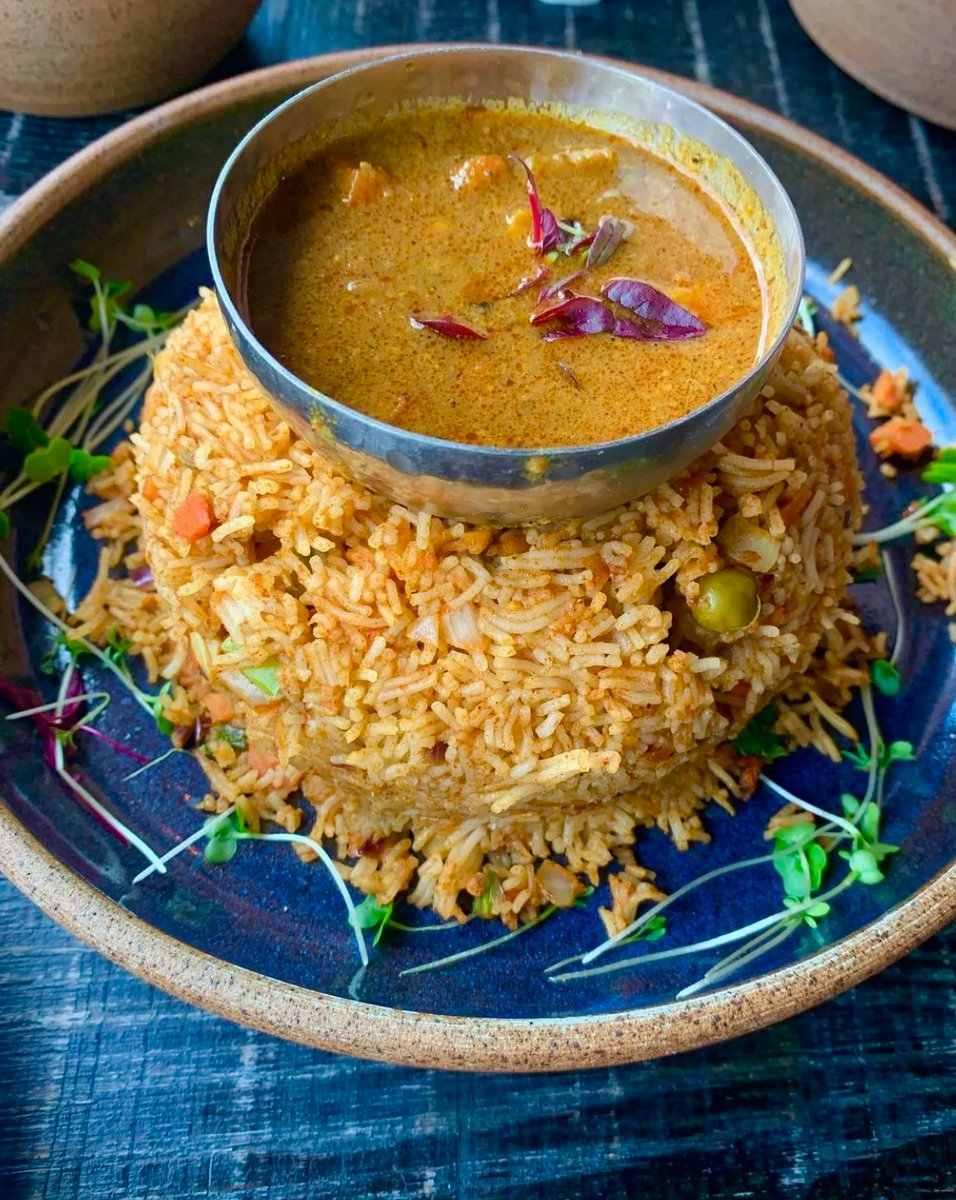 Did you know we do a vegan version of our Veg Kothu? 💚 

Instead of using shredded parotta we use string hoppers! So, the vegan crew can still try the delicious flavours of one of our most popular dishes...Have you tried? 🤤