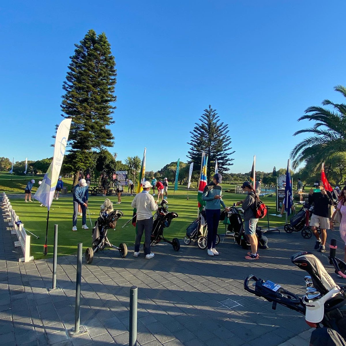 McKinlayReidOrc's tweet photo. Opening round of the Global Junior Golf Nomads International @RondeboschGC #orcas #makingwaves https://t.co/bOaR1gxjkG