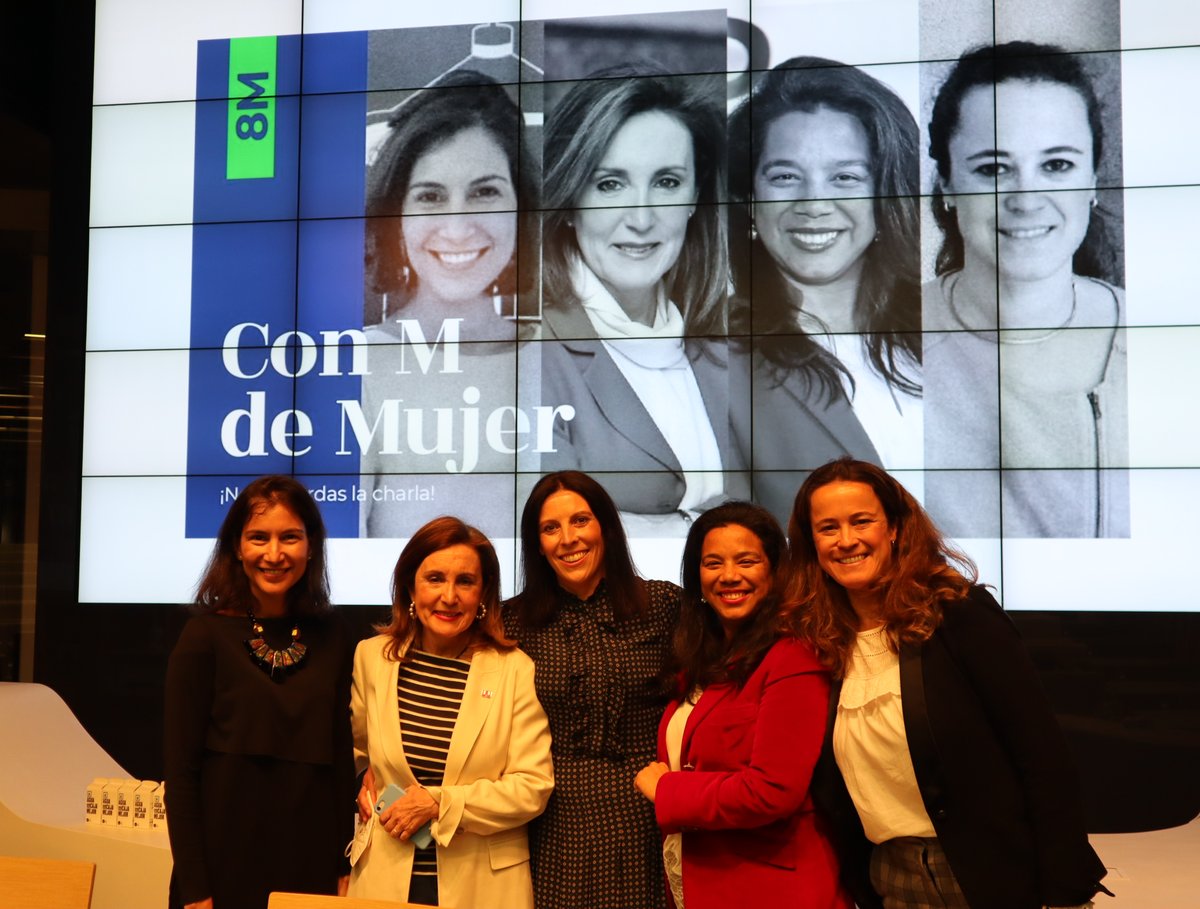 colegiobase's tweet photo. Con motivo del #Diadelamujer, los alumnos de 3º #ESO tuvieron la oportunidad de participar en el encuentro organizado por #MerlinHub, en colaboración con @LOOM_es y @SASsoftware, #ConMdeMujer en el que cuatro mujeres inspiradoras unieron sus voces.
Vídeo:
https://t.co/Q57yDJLOzC https://t.co/SyE5xSNICM