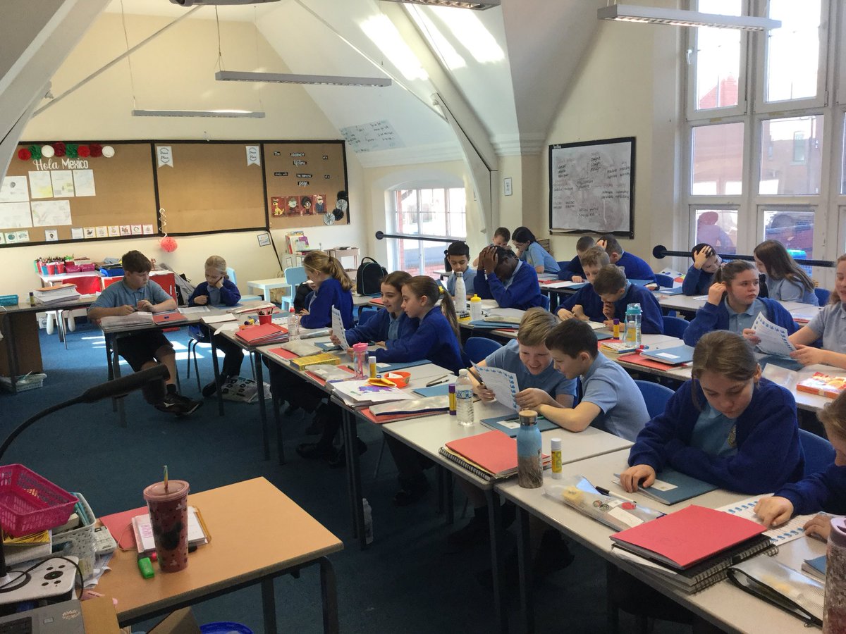 LSTClass_14's tweet photo. We are using Gregory’s fantastic writing today to help us understand how accurate our writing needs to be! Thank you for sharing @LSTClass9 https://t.co/8CzNROTiQO