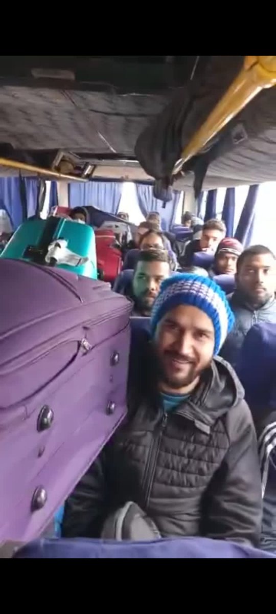 Mission intervened to evacuate 75
 🇮🇳n sailors stranded in Mykolaiv Port.
Yesterday buses arranged by Mission evacuated total of 57 sailors including 2 Lebanese &amp; 3 Syrians.
Route constraints precluded evacuation of balance 23 sailors. Mission is attempting their evacuation today
