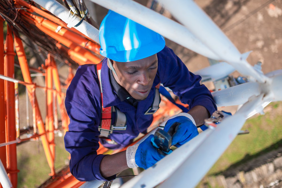 BringCom1's tweet photo. BringCom recently hired Ugandan photographer, Ssenyoni Derrick, to take some photos of Datanet in the field and we couldn’t be happier with the results. We look forward to a continued prosperous relationship with @Datanet. 

https://t.co/q2xAkvwJRi https://t.co/f1AZk3vDei
