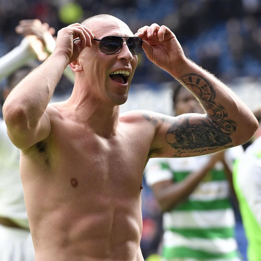 Boyle_67's tweet photo. Happy retirement Scott Brown the most dominant club captain in Scottish football history. 

10 league titles 
  6 Scottish cups
  7 league cups 

Legend 💚 https://t.co/CUKtJoFOA9