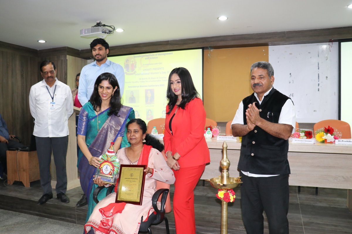 soundaryaedu's tweet photo. UNNATI the Ladies Association of Soundarya Institute of Management and Science in association with IQAC organized International women’s day on 08th of March, 2022 on the Theme of “Gender equality today for a sustainable tomorrow”.

#spoorthi #SPOORTHIVISHWAS #womensday2022 #sims https://t.co/RV5ttrqmqU