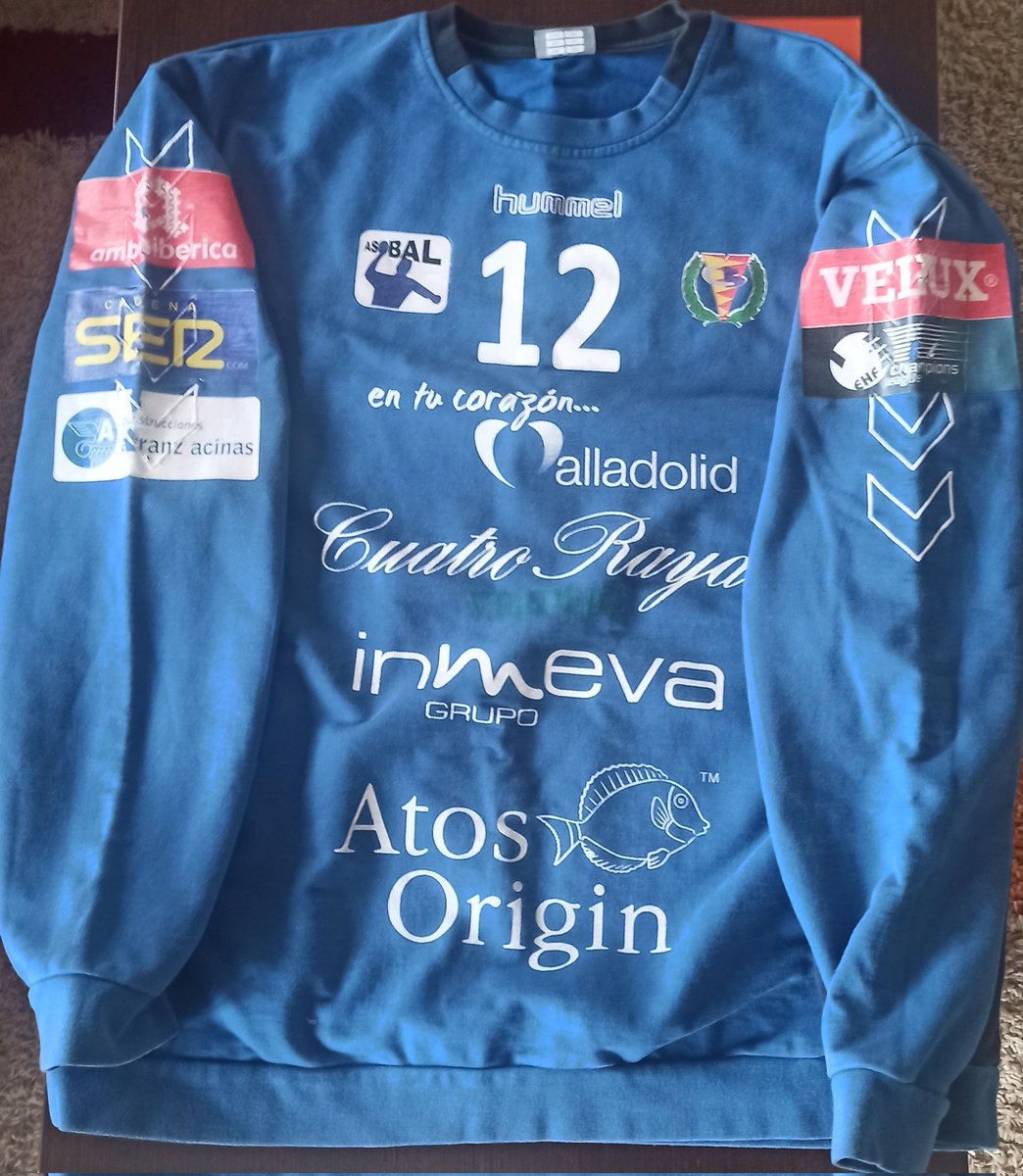 ivanbmv's tweet photo. 🚨🇺🇦🇺🇦🇺🇦🇺🇦🇺🇦🇺🇦🚨
Hay niños en medio de una guerra y necesitan ayuda, así que sortearé la sudadera con la que el mítico Thomas Svensson jugó su último partido con el Bm. Valladolid.
Cómo participar👇👇👇

👉Dona 5 euros a @SaveChildrenEs

https://t.co/UkSqQ3Toxj
Dale♥️y🔁

Sigue👇 https://t.co/fYlDHH7m8Z